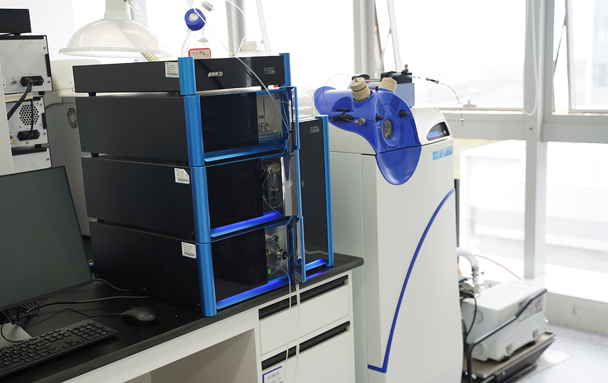 HPLC analytical system